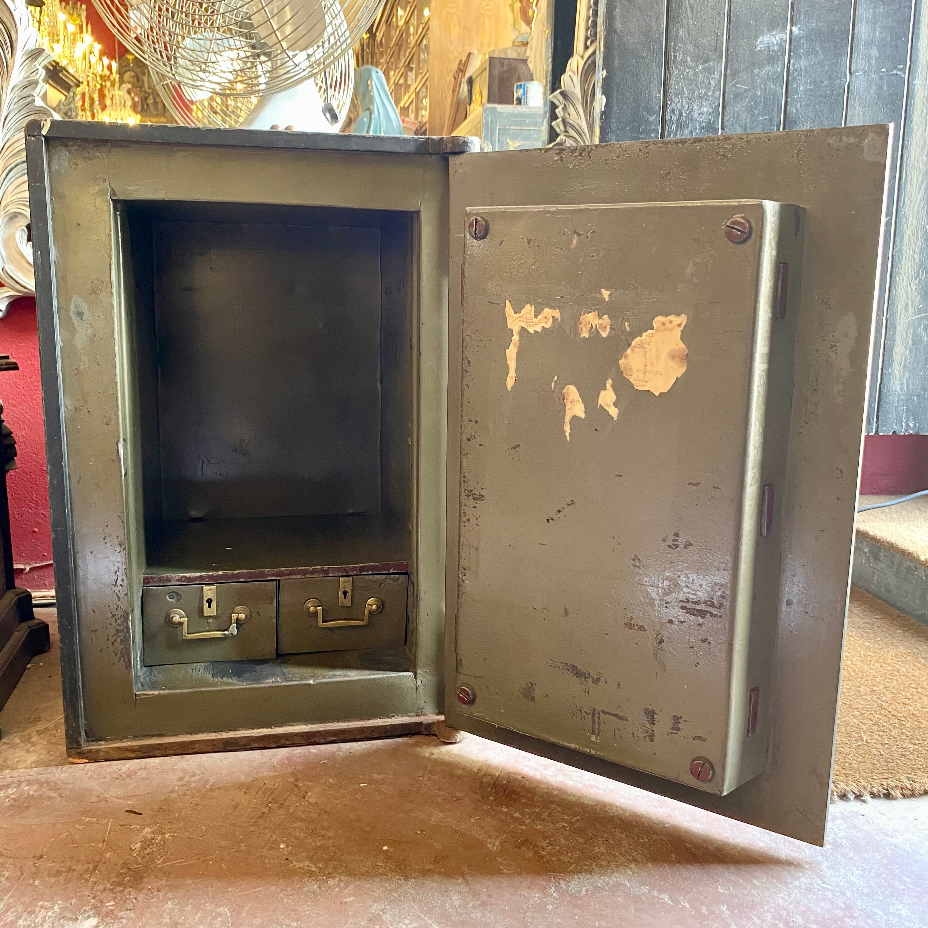 Antique "WE Brain" Safe - SOLD