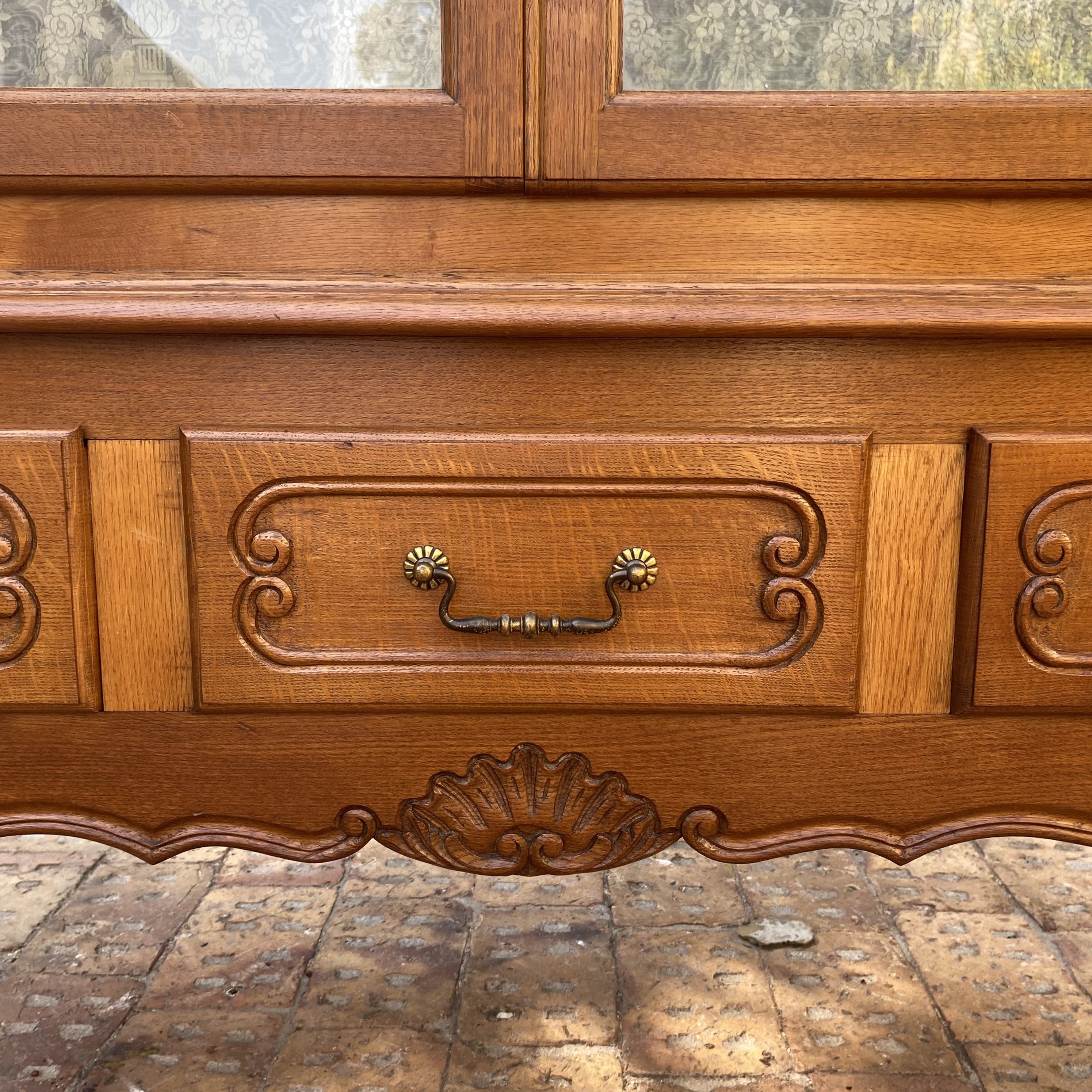 Antique Carved French Oak Display Cabinet with Snails Feet