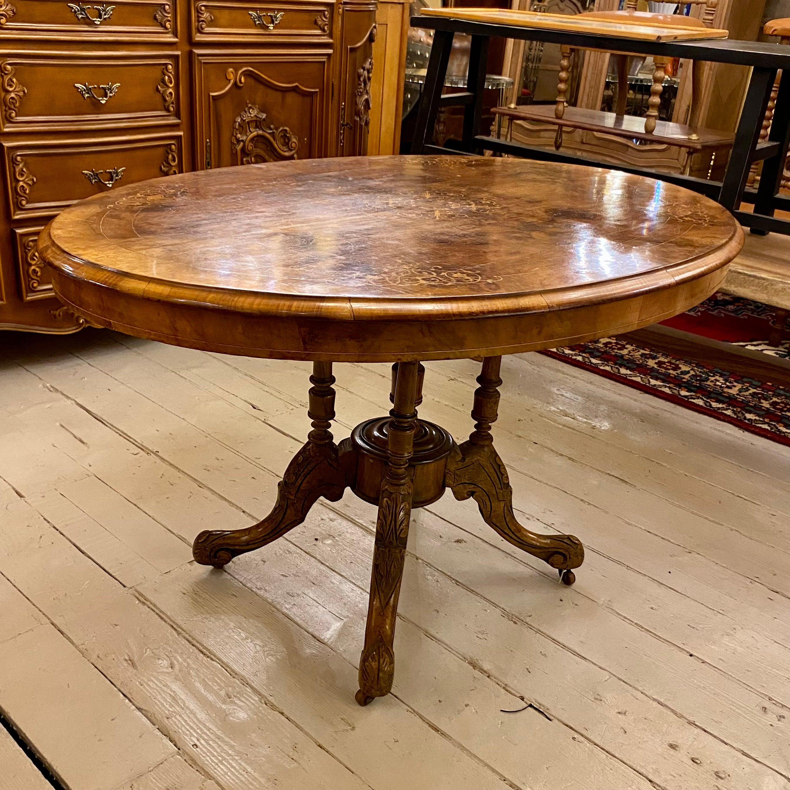 Antique Oval Burr Walnut Inlaid Dining Room Table