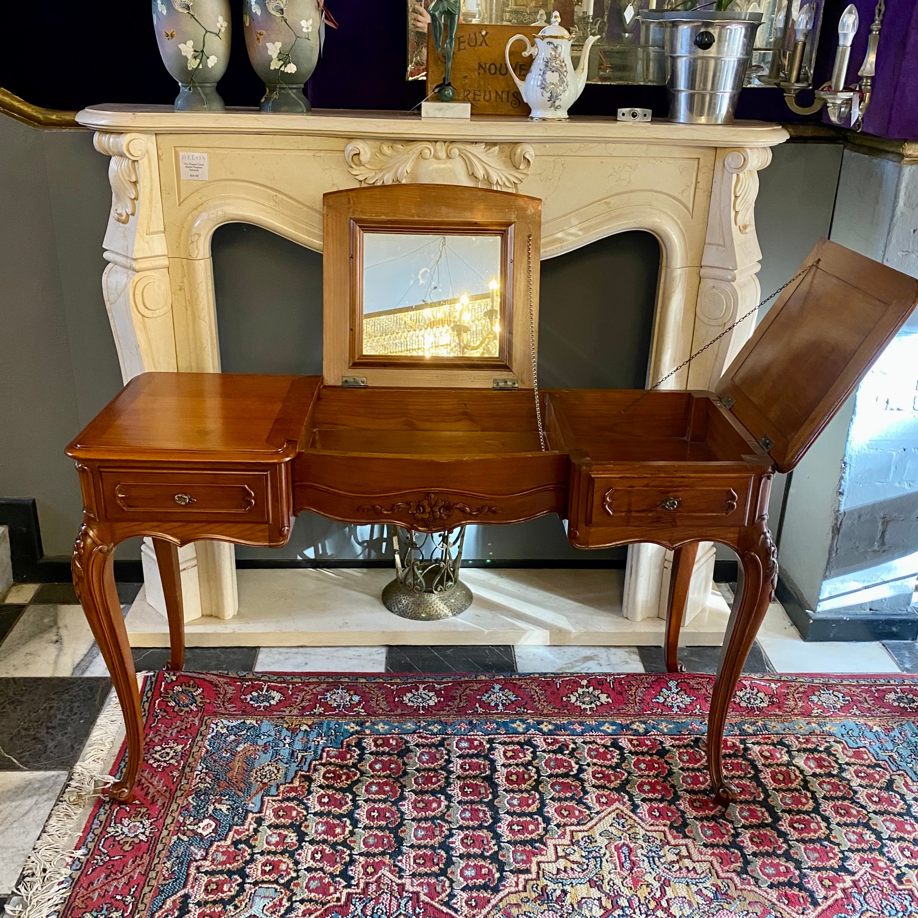 Beautiful Antique Cherry Wood Desk