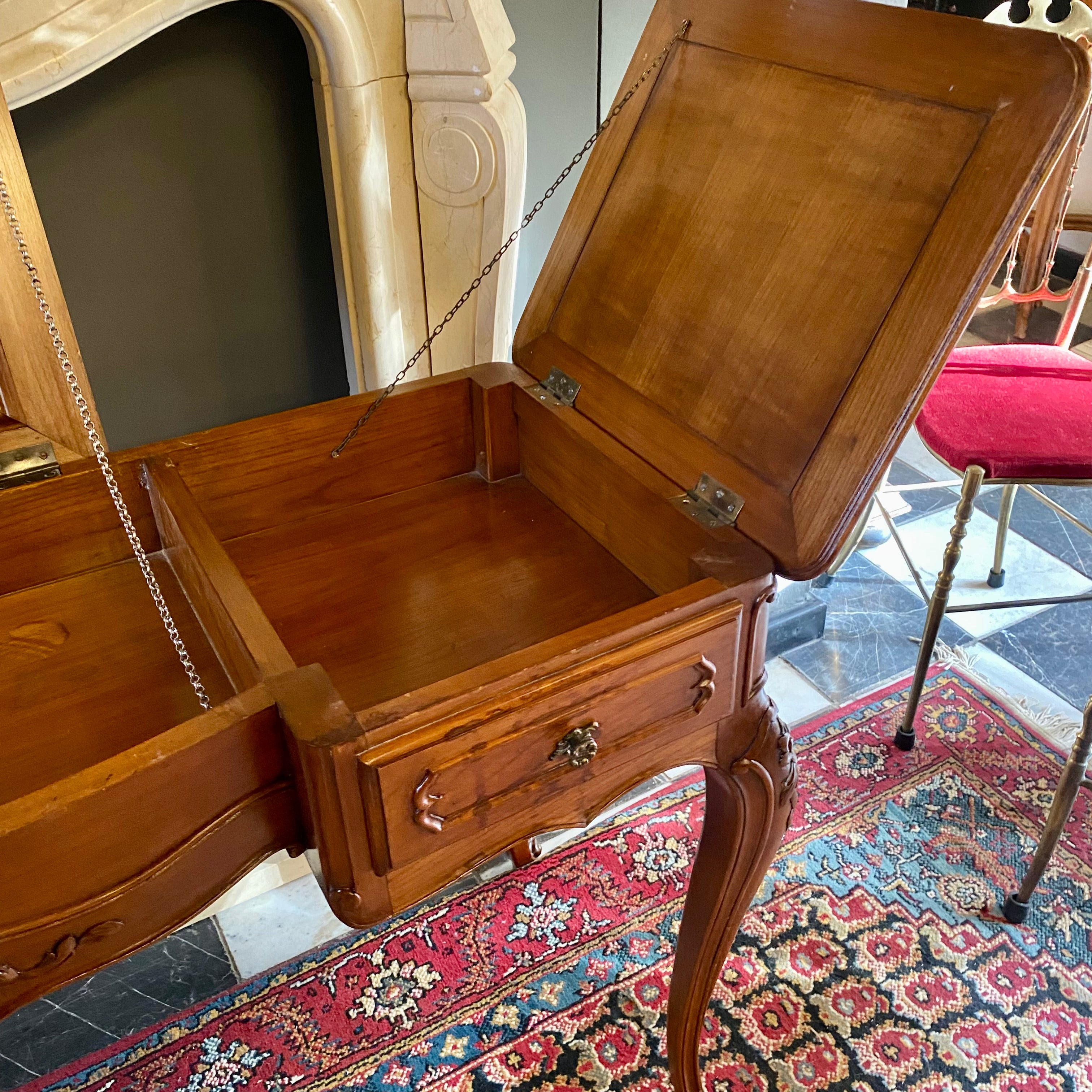 Beautiful Antique Cherry Wood Desk