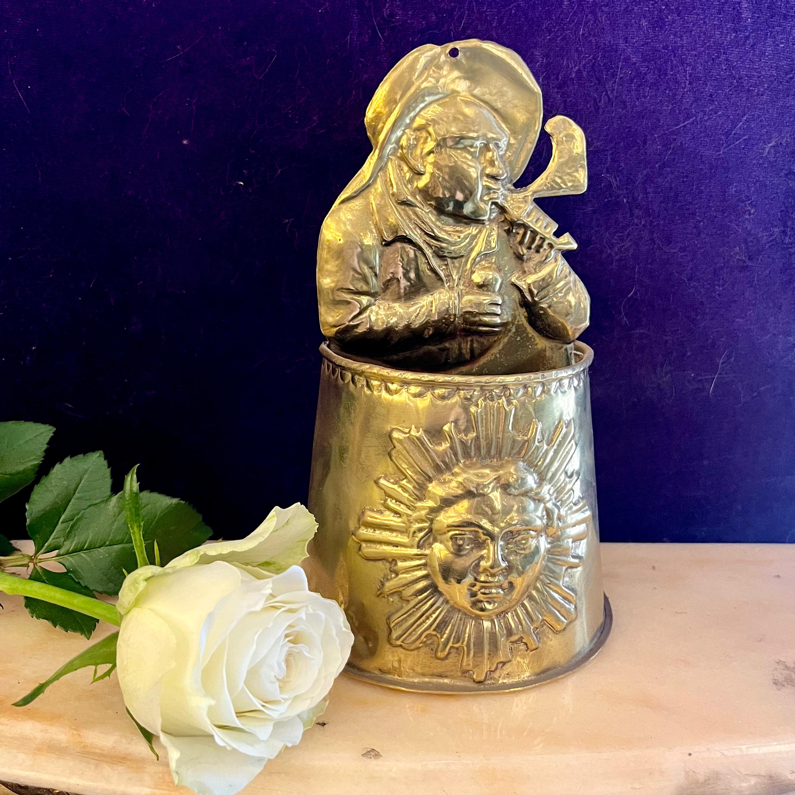 Antique Polished Brass Holder