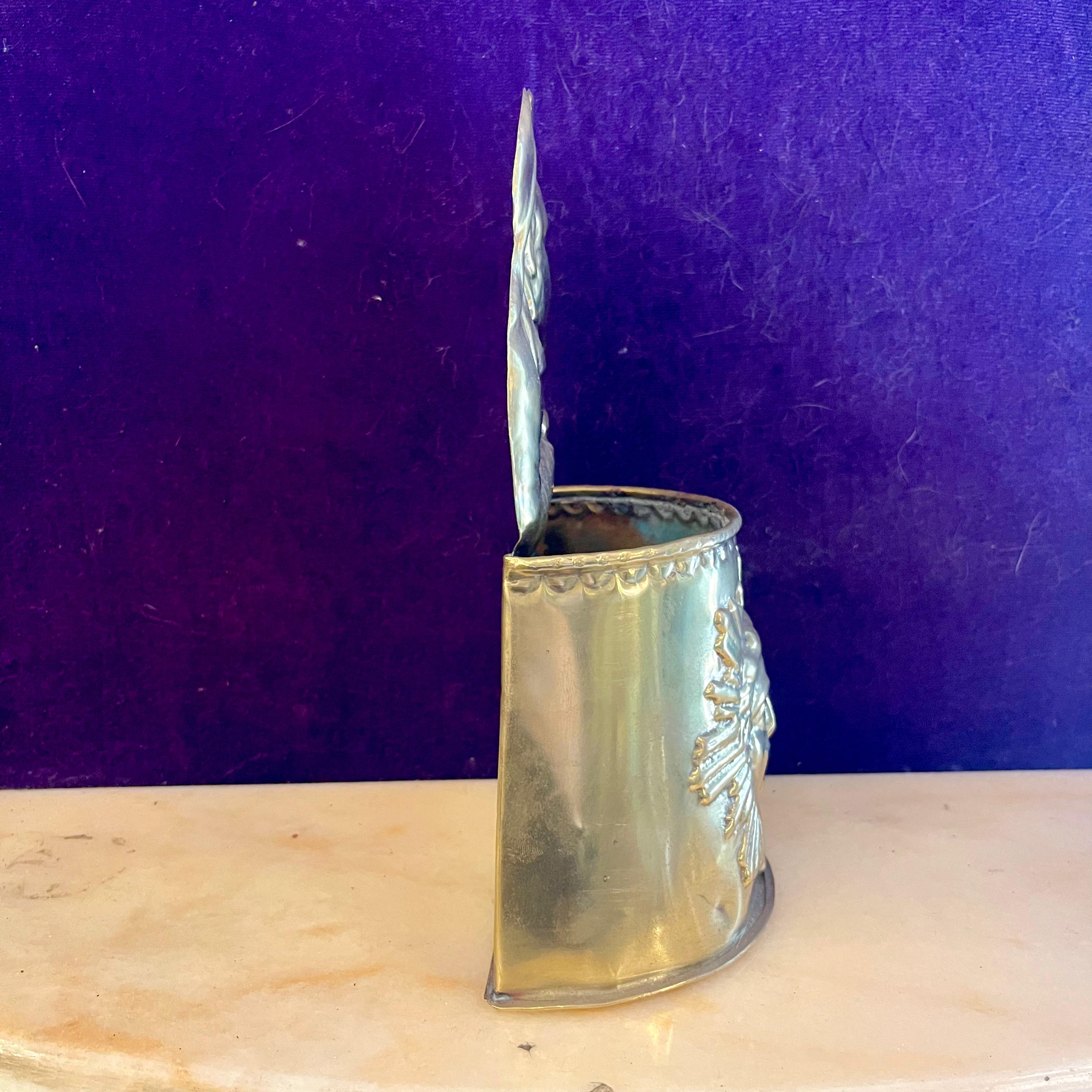 Antique Polished Brass Holder