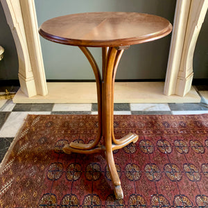 Antique Oak Turnet Table