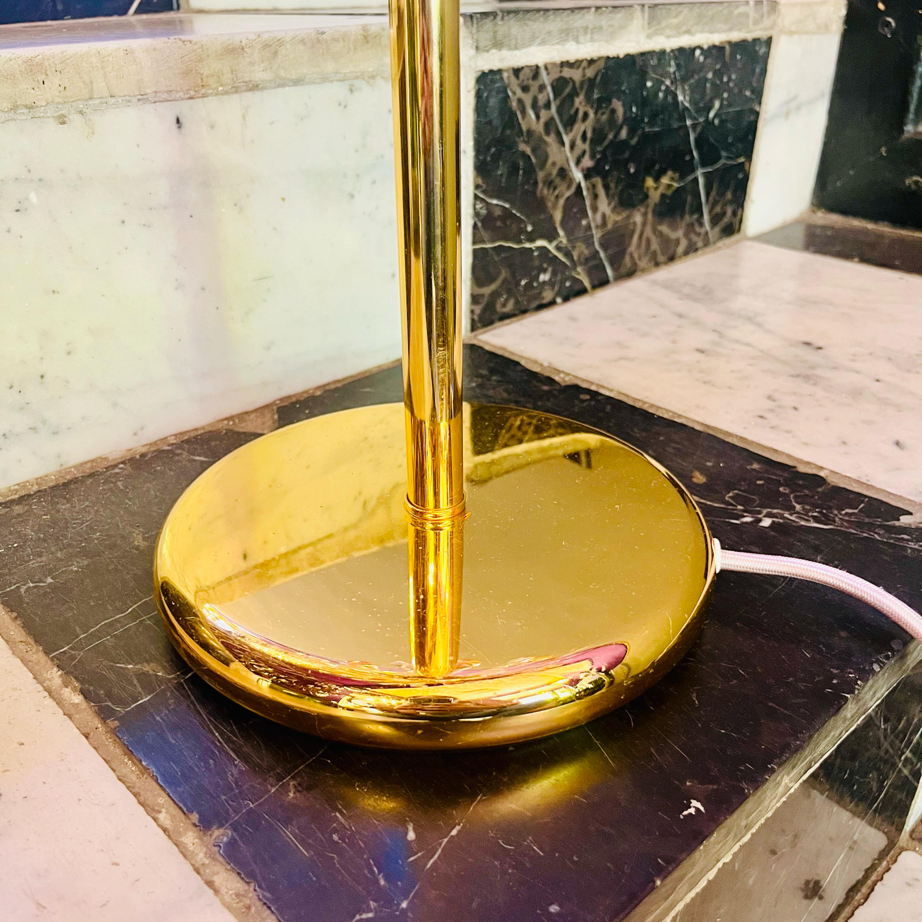 Table Lamp in the Style of Venini, Mid-20th Century - SOLD