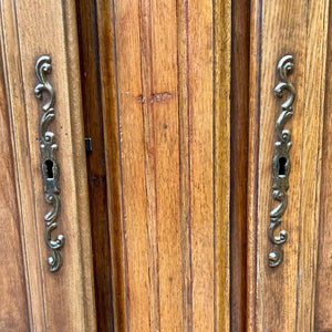 Antique Large French Oak Armoire, Late 19th Century