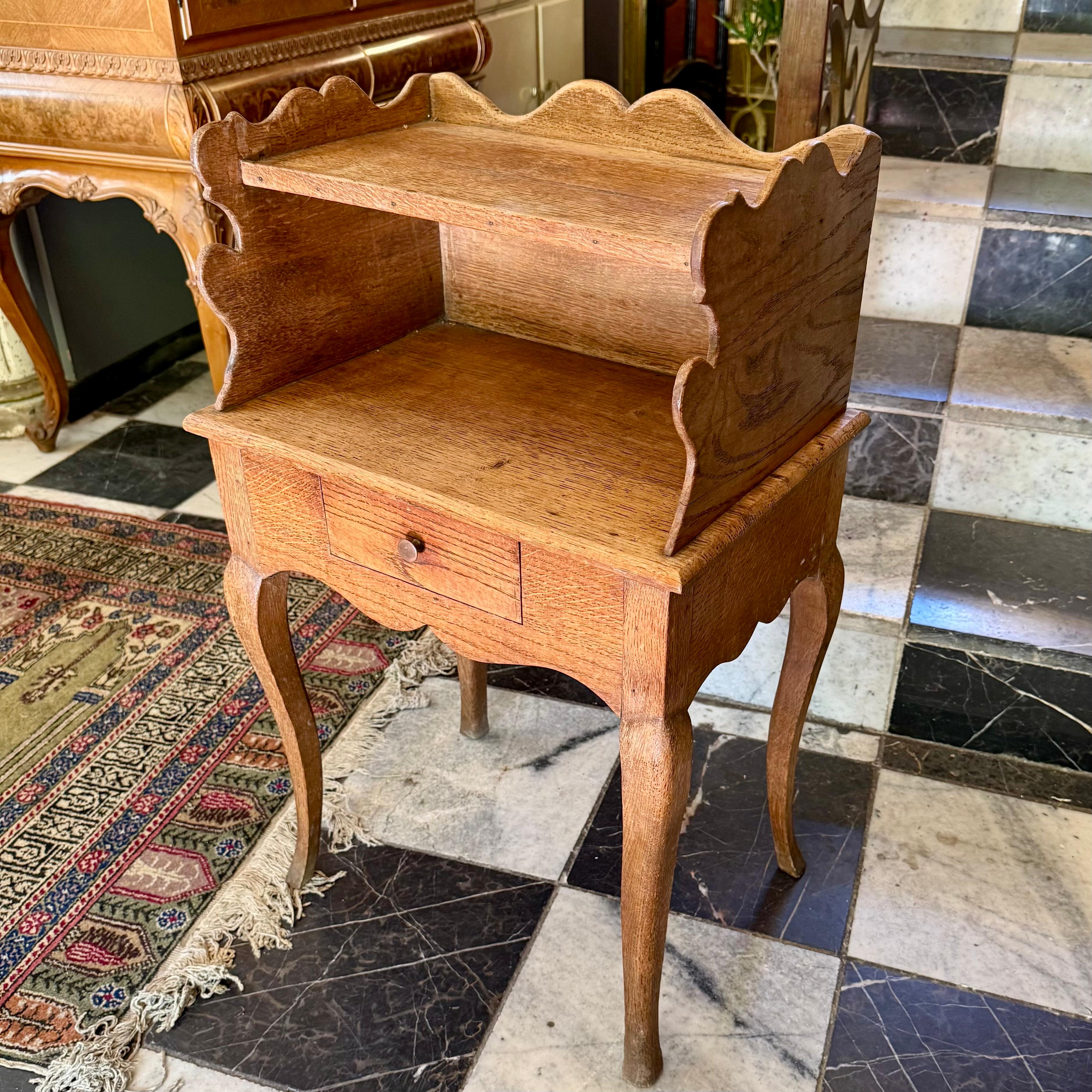 Single Antique Oak Bedside Pedestal