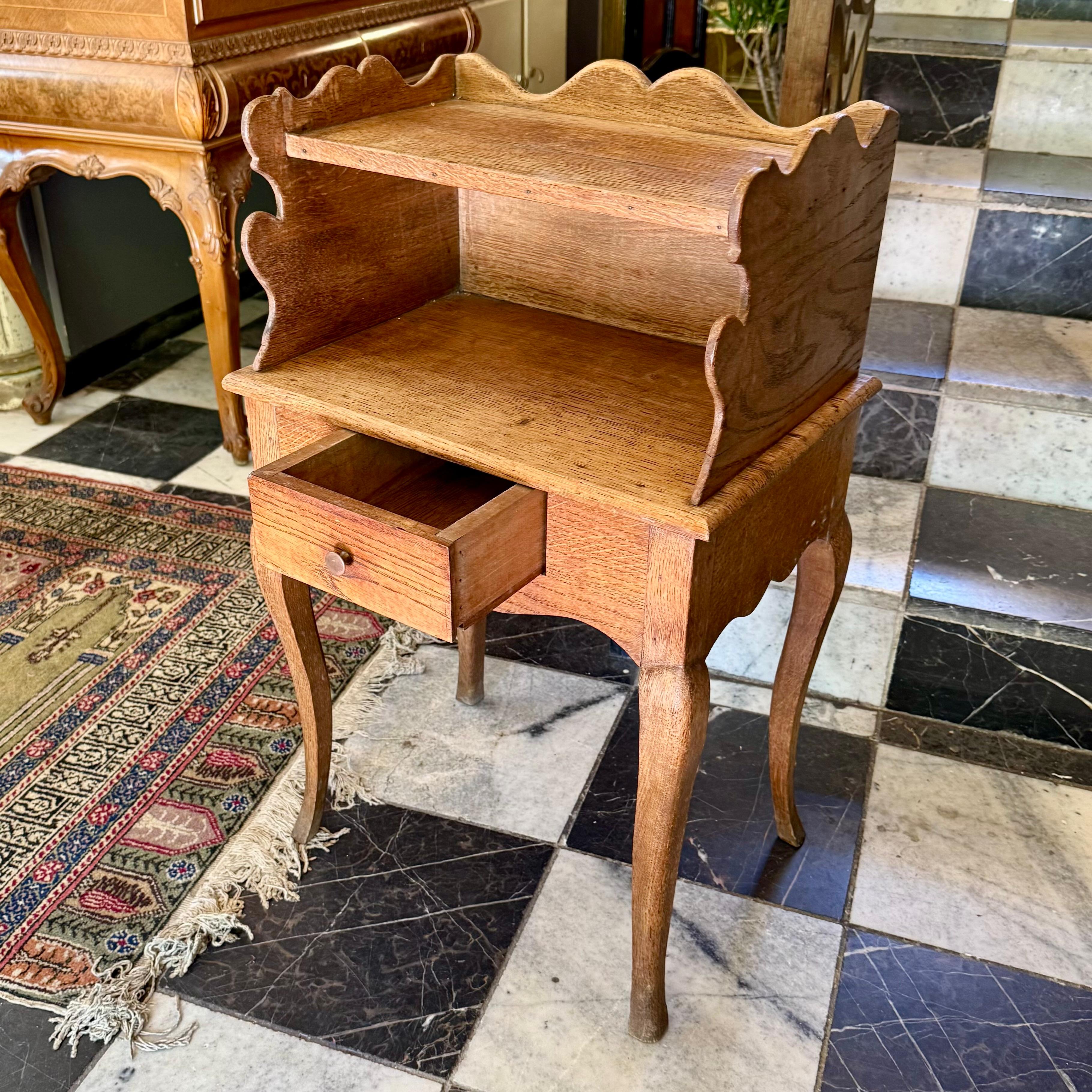 Single Antique Oak Bedside Pedestal