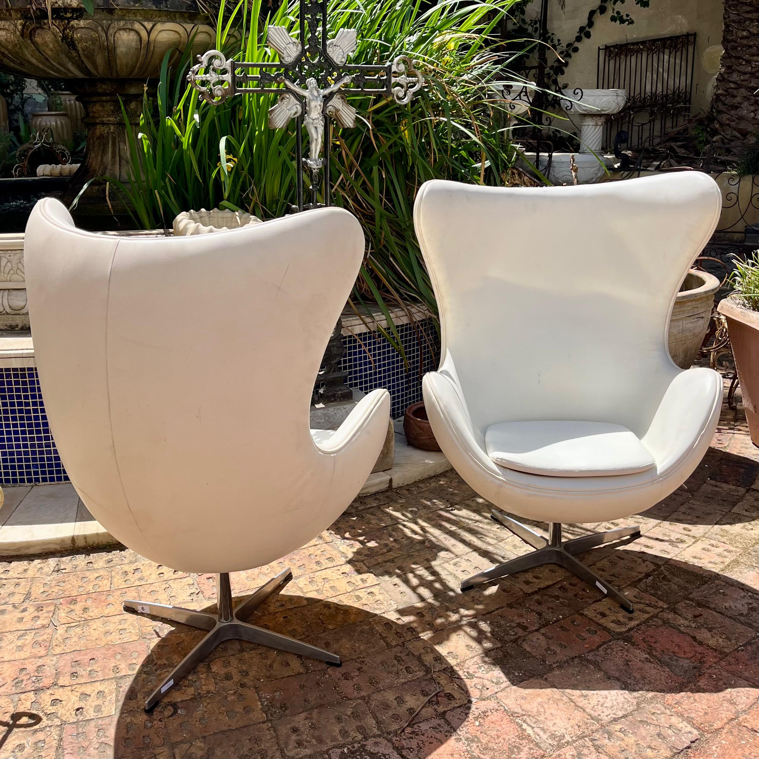 Pair of Mid-Century Modern Egg Chairs