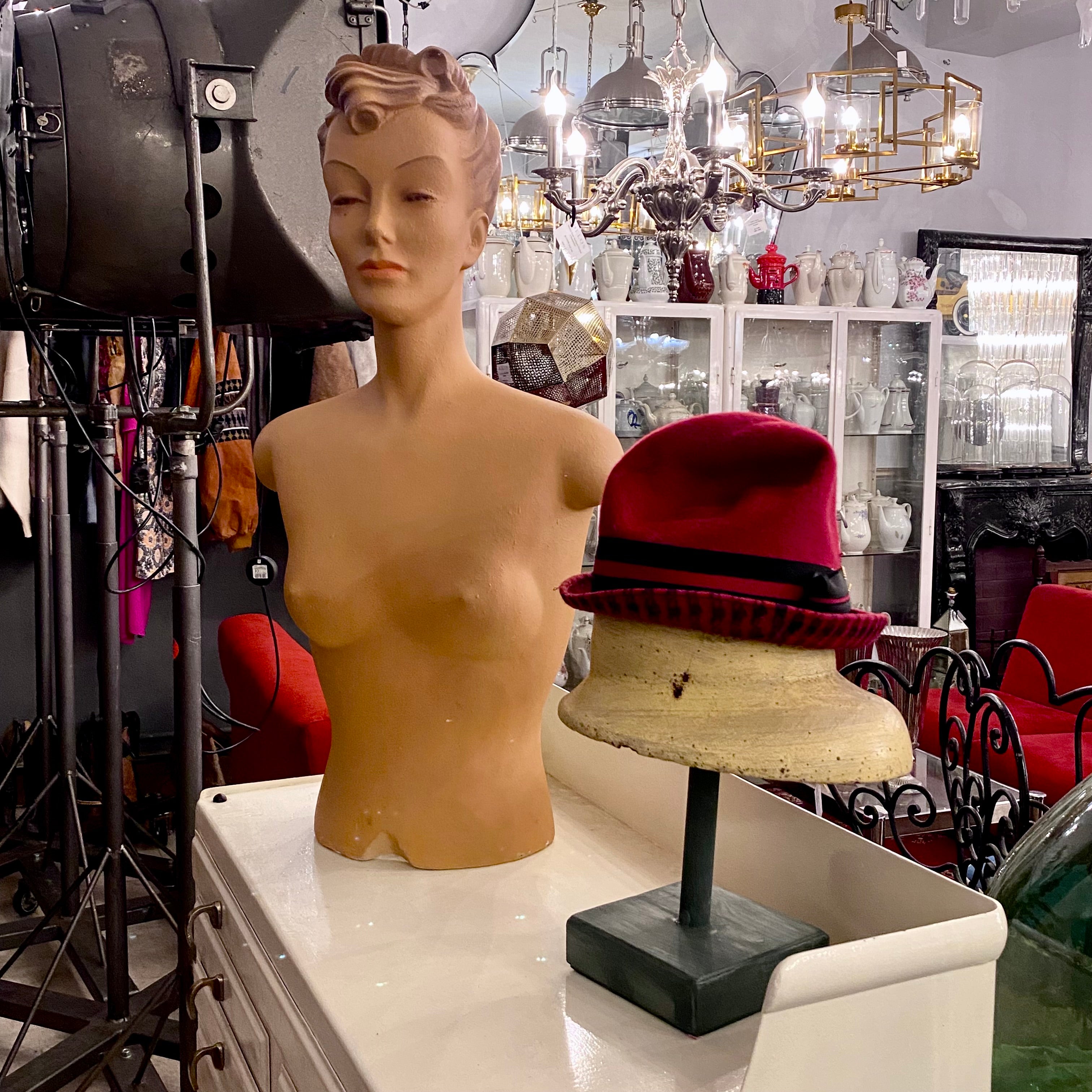 Vintage Shop's Mannequin