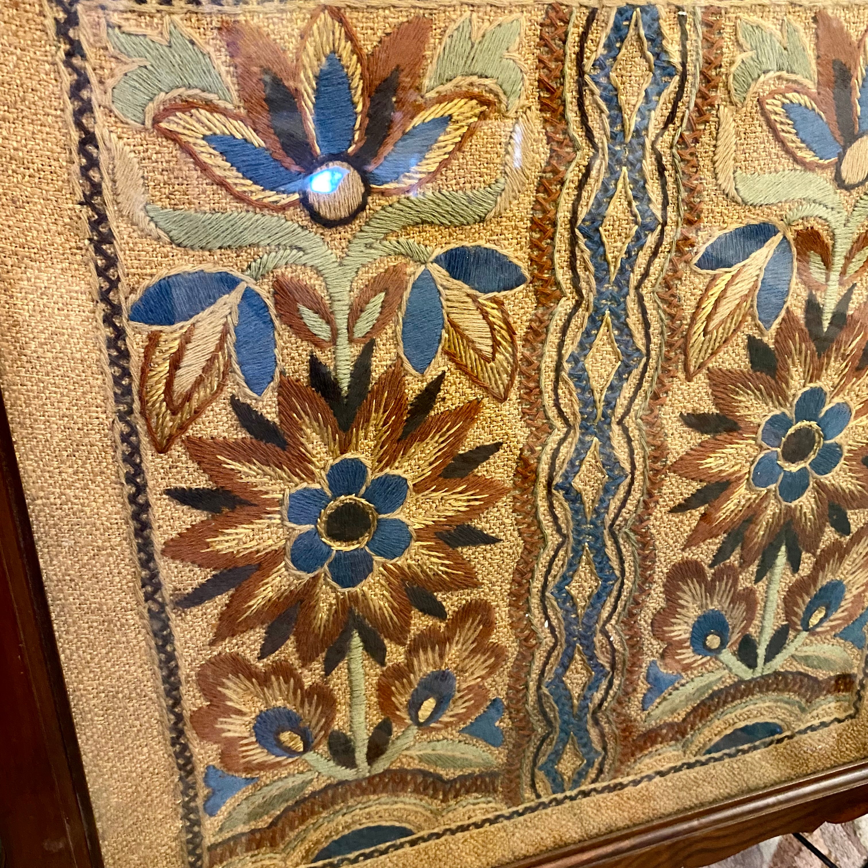 Imbuia & Needlework Inlaid Firescreen